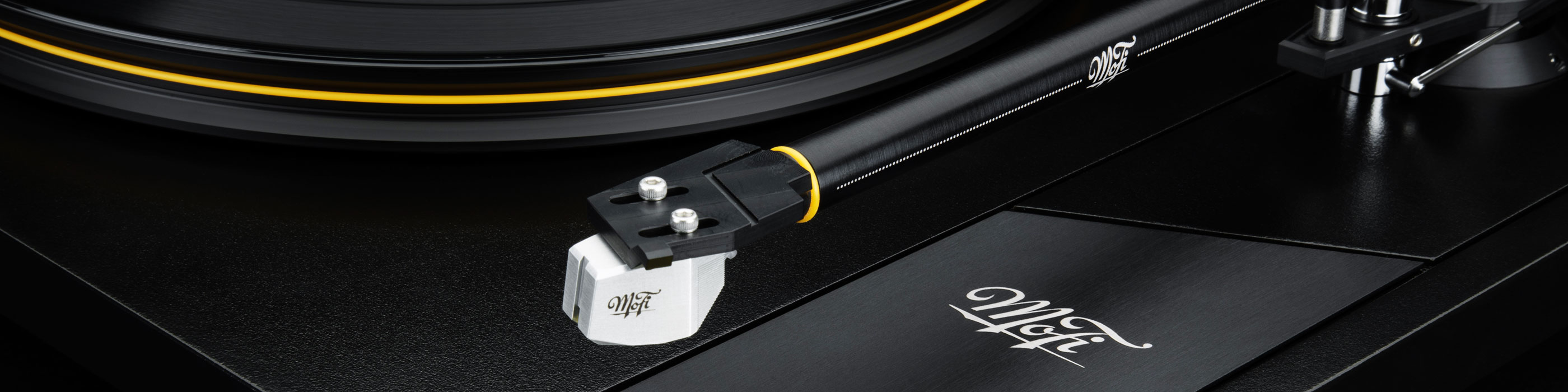 MoFi  StudioDeck Plus
