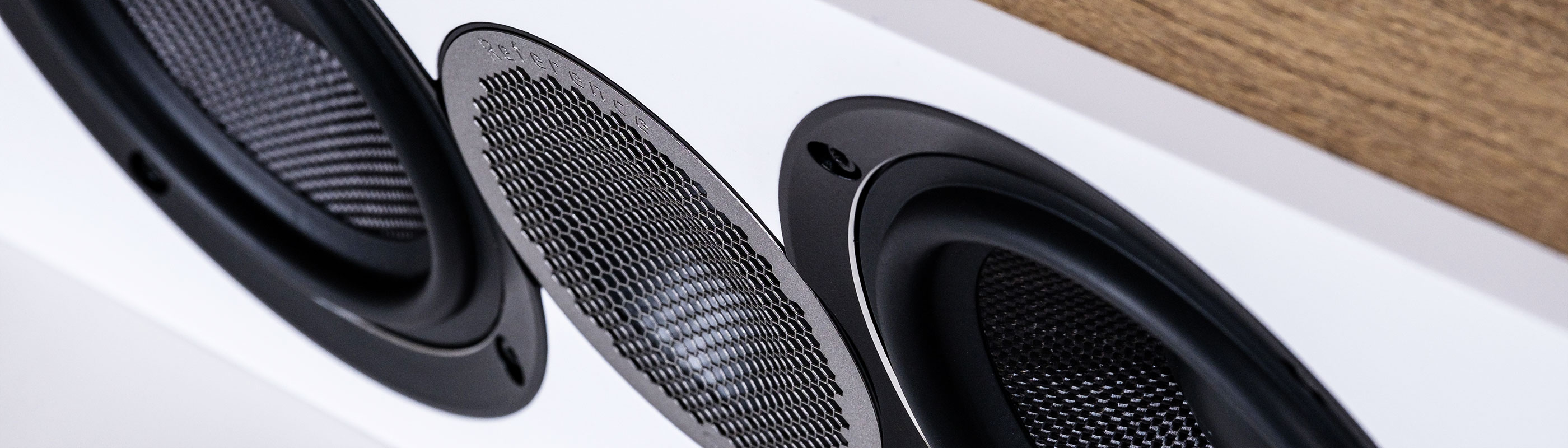 ELAC  DCR52